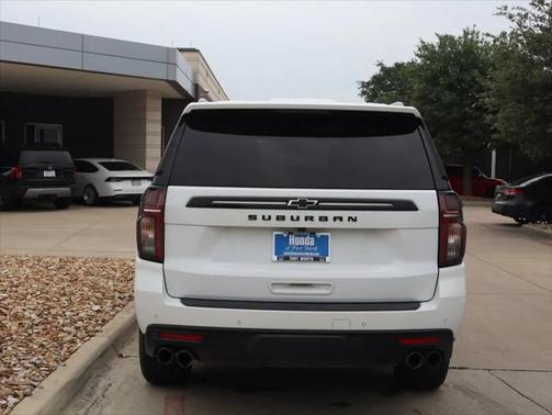 2023 Chevrolet Suburban 4WD Z71