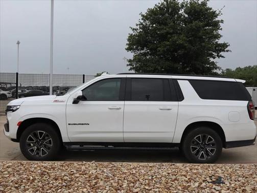 2023 Chevrolet Suburban 4WD Z71