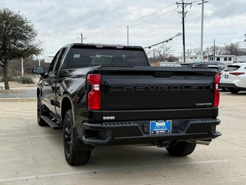 2020 Chevrolet Silverado 1500 Custom
