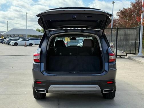 2023 Honda Pilot AWD Elite