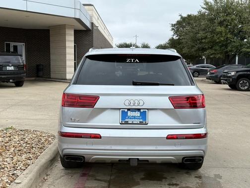 2019 Audi Q7 45 Premium Plus