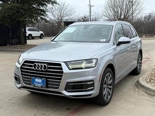2019 Audi Q7 45 Premium Plus