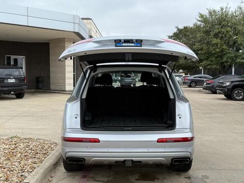 2019 Audi Q7 45 Premium Plus