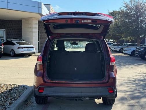 2017 Toyota Highlander SE