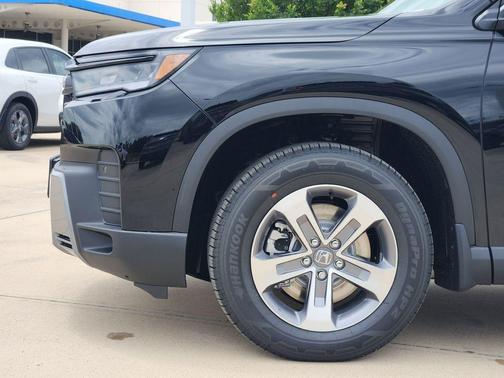 Crystal Black Pearl 2026 Honda Pilot EX-L