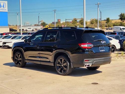 2025 Honda Pilot Black Edition