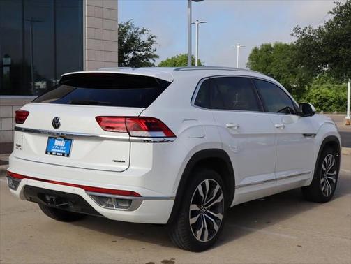 2023 Volkswagen Atlas Cross Sport 3.6L V6 SEL Premium R-Line