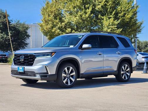 2025 Honda Pilot Touring 8-Passenger