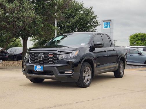 Crystal Black Pearl 2025 Honda Ridgeline TrailSport