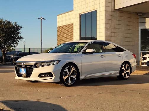 2020 Honda Accord Touring 2.0T