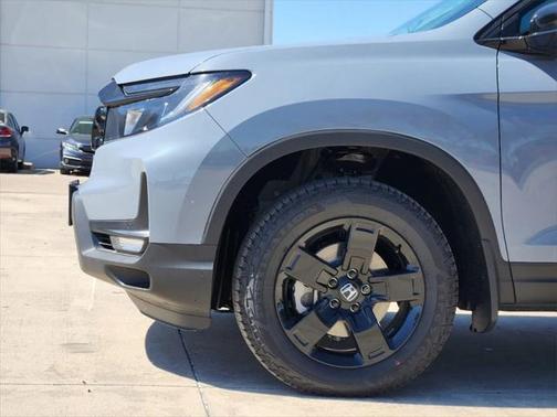 2025 Honda Ridgeline Black