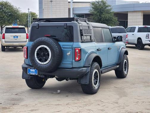 2023 Ford Bronco Badlands