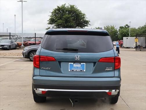 2018 Honda Pilot Elite