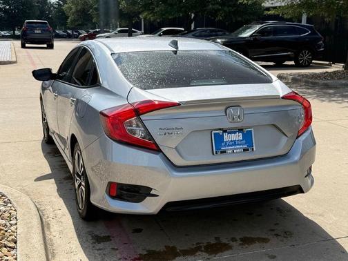 Lunar Silver 2017 Honda Civic EX-L