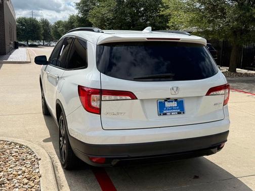 Platinum White Pearl 2021 Honda Pilot 2WD Special Edition
