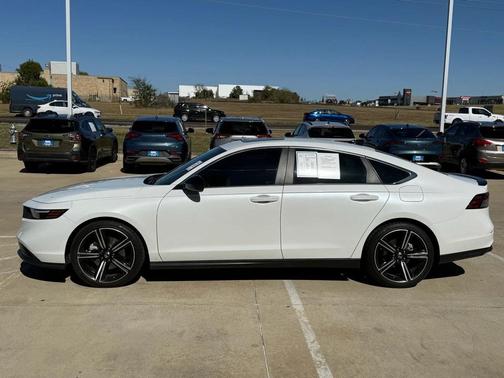 2024 Honda Accord Hybrid Base