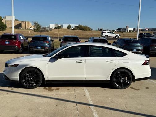 2025 Honda Accord Hybrid Base