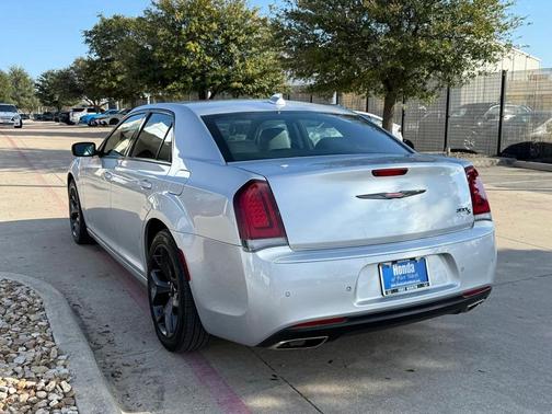2023 Chrysler 300 S