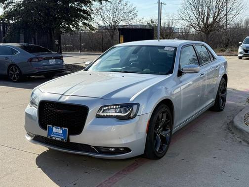 2023 Chrysler 300 S
