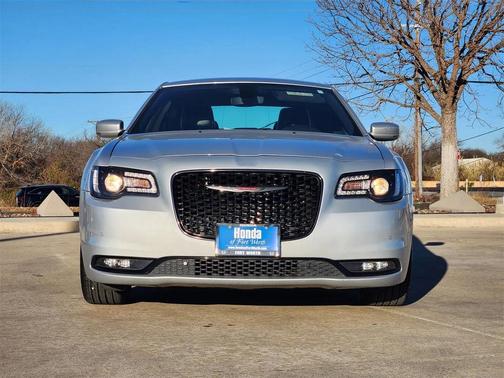 2023 Chrysler 300 S
