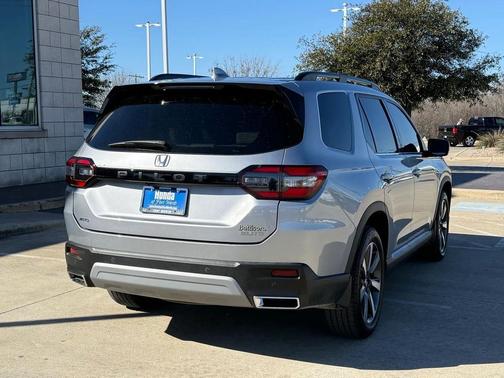 2023 Honda Pilot AWD Elite