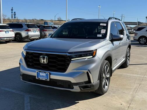 2023 Honda Pilot AWD Elite