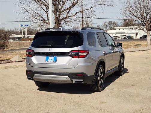 2023 Honda Pilot AWD Elite