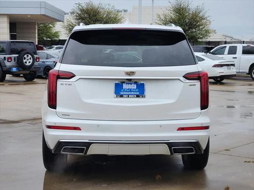 2023 Cadillac XT6 Premium Luxury AWD