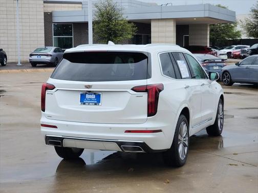 2023 Cadillac XT6 Premium Luxury AWD