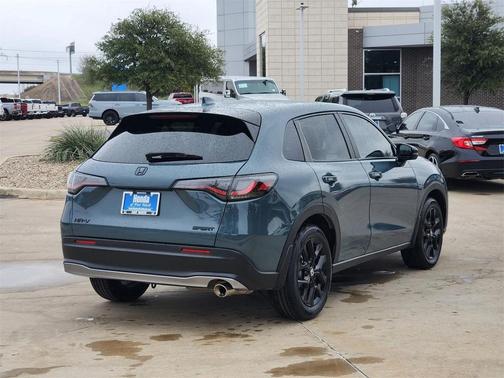 2025 Honda HR-V 2WD Sport