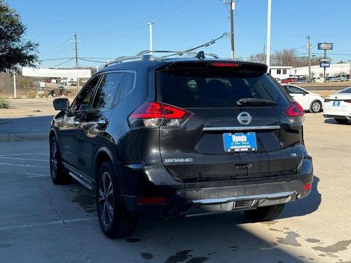 2017 Nissan Rogue SL