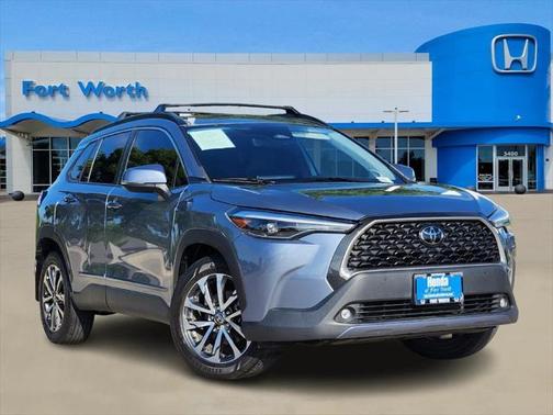 2023 Toyota Corolla Cross XLE