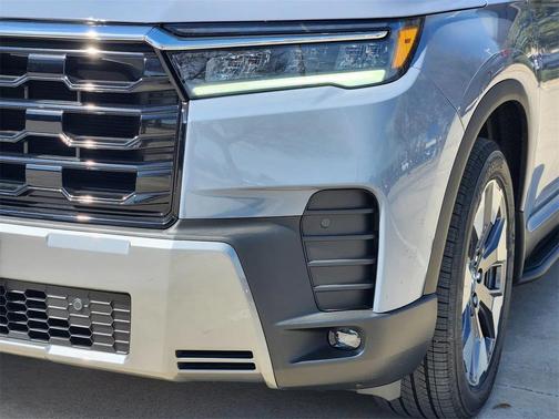 2026 Honda Pilot Touring 8-Passenger