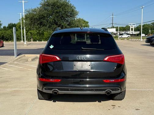 Brilliant Black 2012 Audi Q5 3.2 Prestige