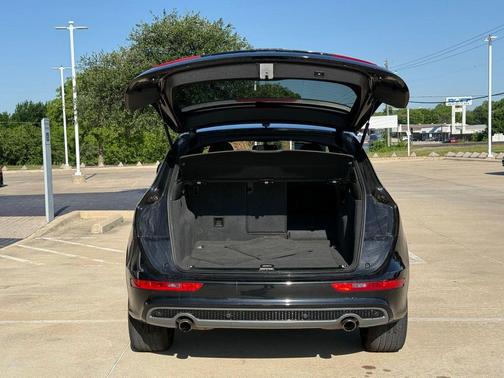 Brilliant Black 2012 Audi Q5 3.2 Prestige