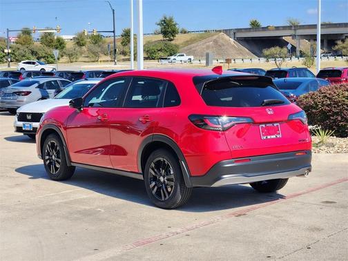 2026 Honda HR-V 2WD Sport