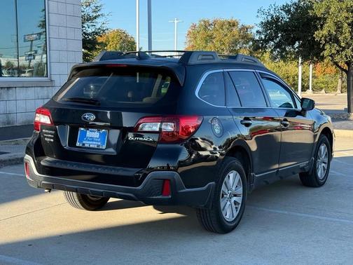 2018 Subaru Outback 2.5i Premium