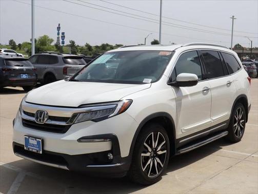 2019 Honda Pilot Touring 8-Passenger