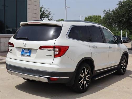 2019 Honda Pilot Touring 8-Passenger