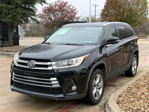 2017 Toyota Highlander Limited