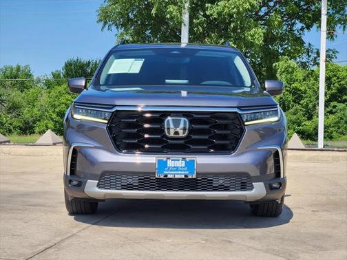 2023 Honda Pilot Touring 8-Passenger