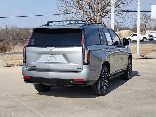2024 Cadillac Escalade Sport