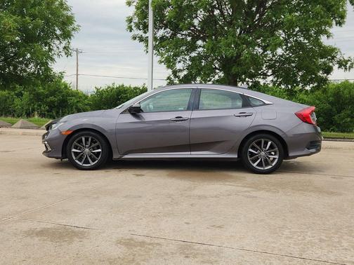 Modern Steel Metallic 2019 Honda Civic EX-L