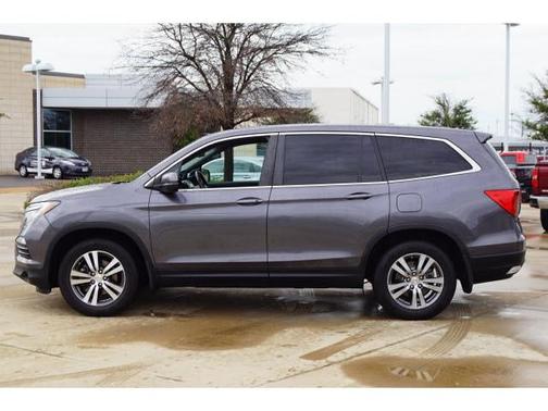 Gray 2017 Honda Pilot EX-L
