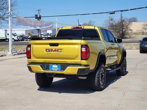 2023 GMC Canyon AT4X
