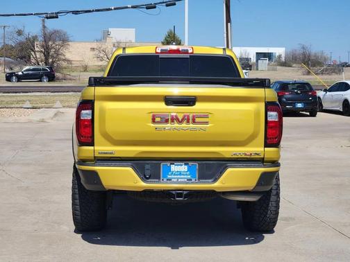 2023 GMC Canyon AT4X