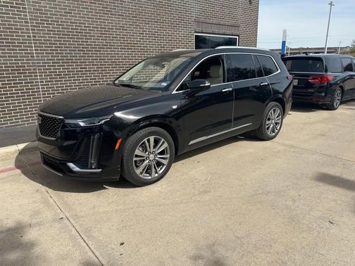 2024 Cadillac XT6 Premium Luxury FWD