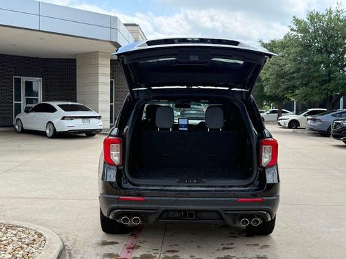 Agate Black 2023 Ford Explorer ST
