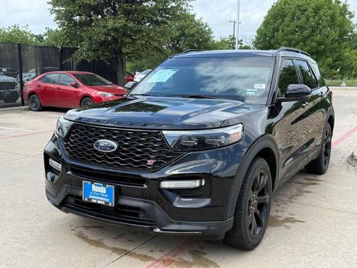 Agate Black 2023 Ford Explorer ST