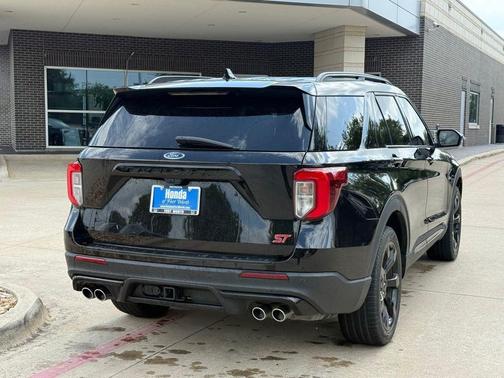Agate Black 2023 Ford Explorer ST